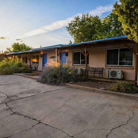 Charming 2 Bedroom Near Downtown - Rose Tree 1 モアブ エクステリア 写真