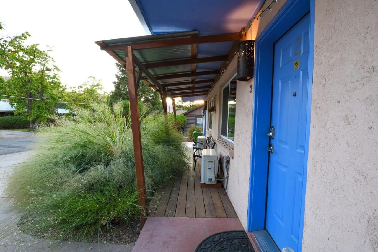 Charming 2 Bedroom Near Downtown - Rose Tree 1 モアブ エクステリア 写真