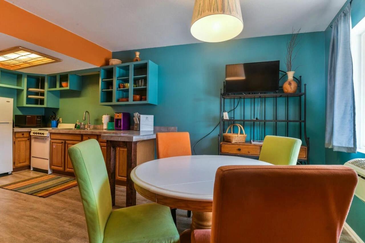 Charming 2 Bedroom Near Downtown - Rose Tree 1 モアブ エクステリア 写真