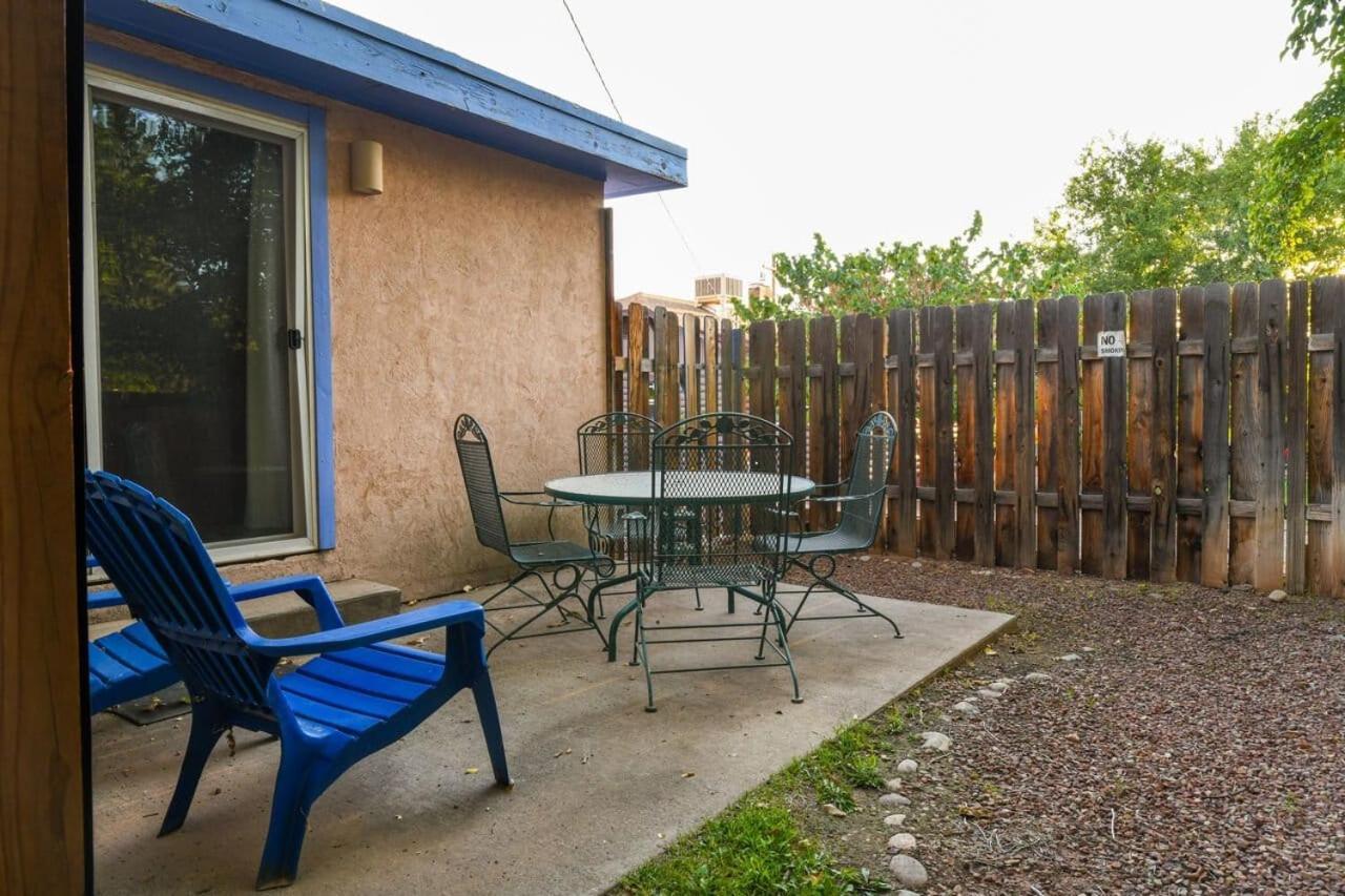 Charming 2 Bedroom Near Downtown - Rose Tree 1 モアブ エクステリア 写真