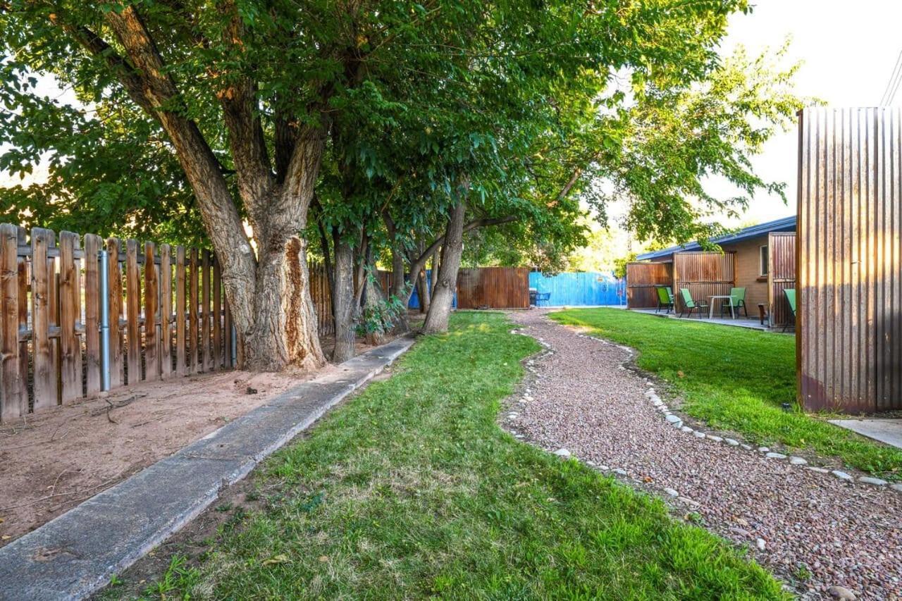 Charming 2 Bedroom Near Downtown - Rose Tree 1 モアブ エクステリア 写真