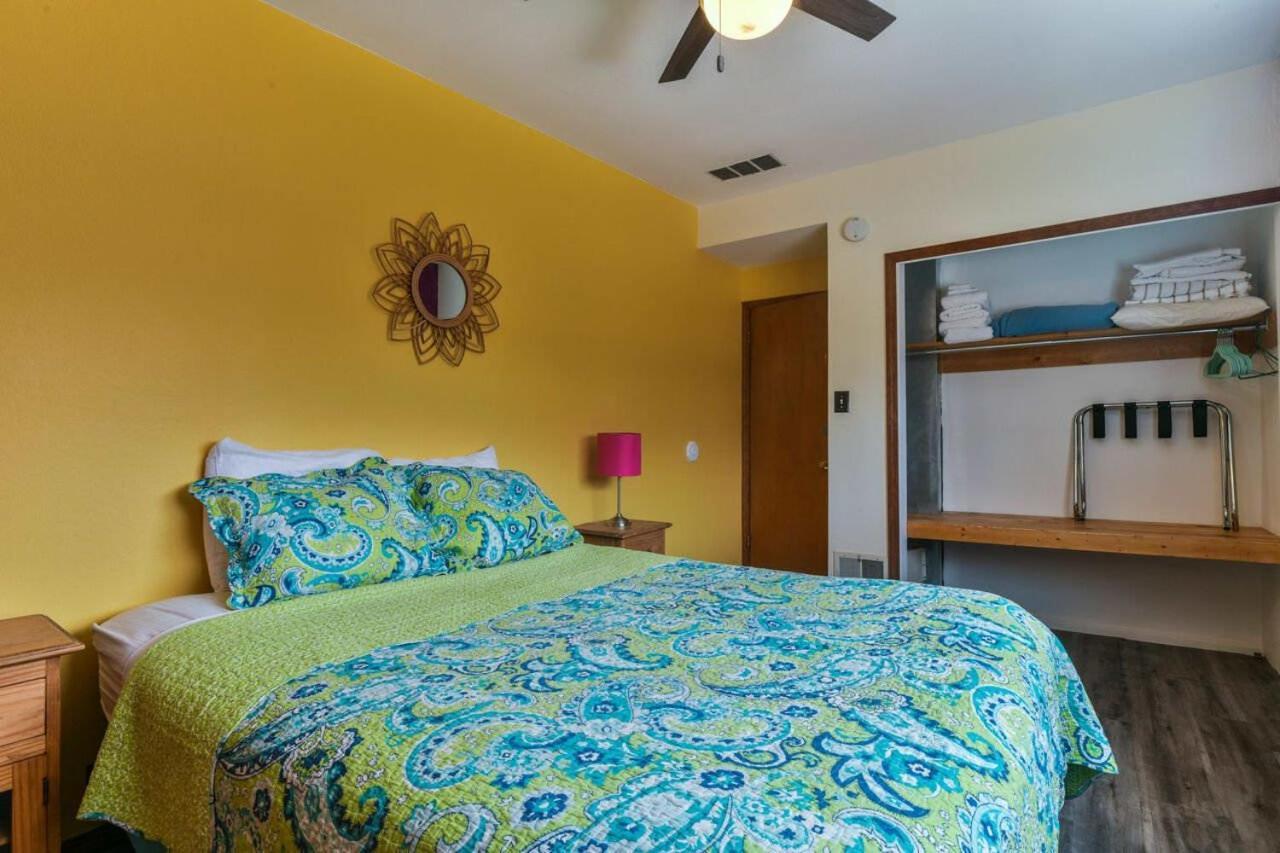 Charming 2 Bedroom Near Downtown - Rose Tree 1 モアブ エクステリア 写真