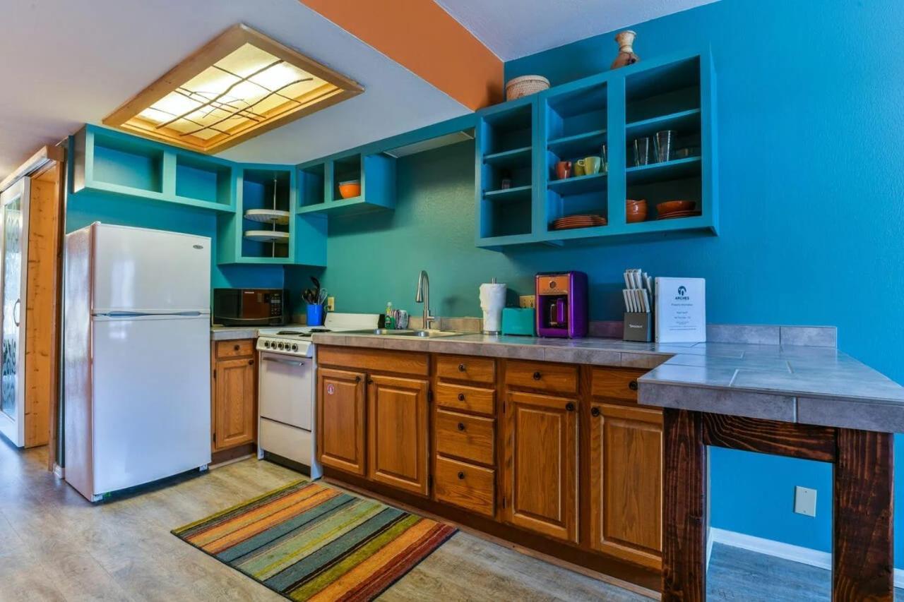 Charming 2 Bedroom Near Downtown - Rose Tree 1 モアブ エクステリア 写真